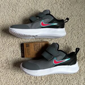 NIB Nike Toddler Shoe